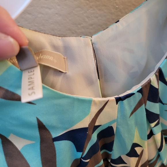 Tommy Bahama- sample dress - womens - size 6 - Picture 2 of 4